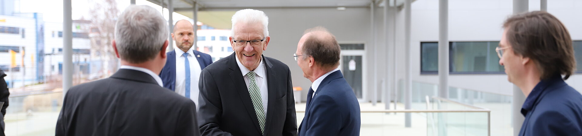 Ministerpräsident Kretschmann zu Besuch bei POLiS